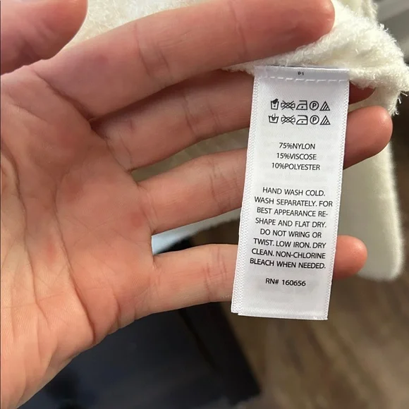 Rachel Zoe White Sweater - Picture 5 of 5